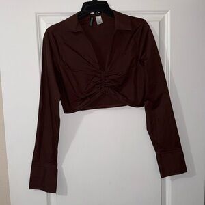 Cropped long sleeve brown shirt